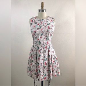 Gap novelty floral white fit n flare dress
